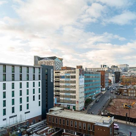 Maevela Apartments ☆ Pink Luxury Apartment With Balcony - Birmingham City Centre - 5 Min Walk From Bullring, Cube, Mailbox, New Street Station - Free Netflix & Wifi Eksteriør billede