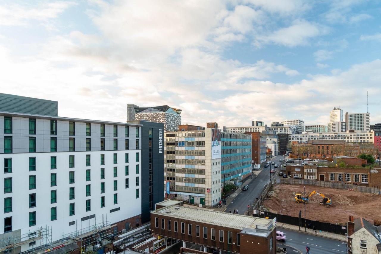 Maevela Apartments ☆ Pink Luxury Apartment With Balcony - Birmingham City Centre - 5 Min Walk From Bullring, Cube, Mailbox, New Street Station - Free Netflix & Wifi Eksteriør billede